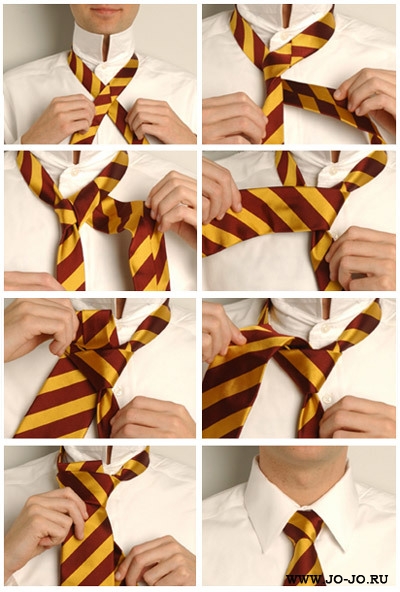 учимся завязывыать галстук