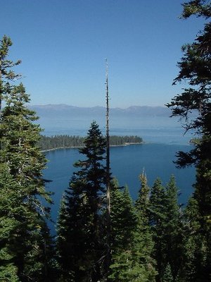http://img0.liveinternet.ru/images/attach/b/3/18/324/18324664_MojavePinnacles.jpg