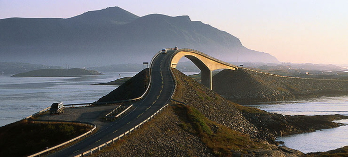 3578968_TheAtlanticRoadNorway740 (700x315, 184Kb)