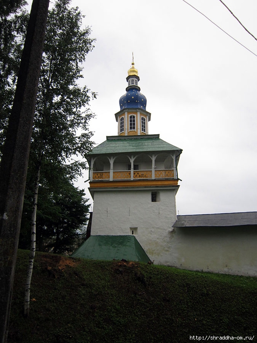 Свято-Успенский Псково-Печерский мужской монастырь (1) (525x700, 257Kb)