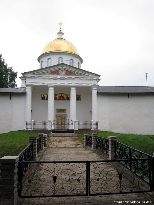 Свято-Успенский Псково-Печерский мужской монастырь (4) (525x700, 225Kb)