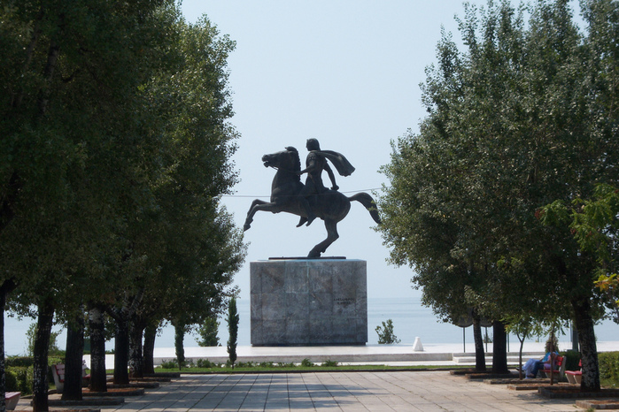 Статуя Александра Великого в Салониках