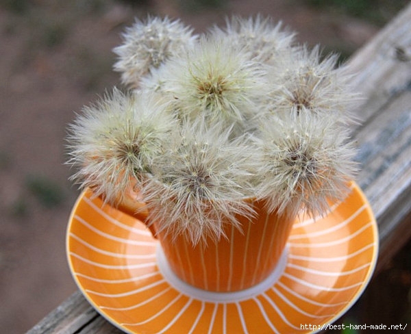 dandellion-and-teacup-flower-arrangement (600x488, 177Kb)