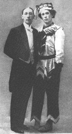 4356311_300pxStravinsky_Nijiinsky (300x558, 30Kb)