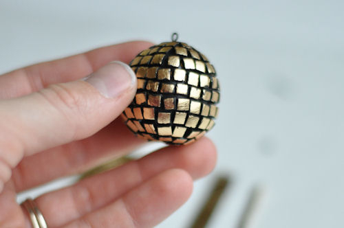 Polymer-Clay-Disco-Ball-Pendant-13 (500x332, 71Kb)