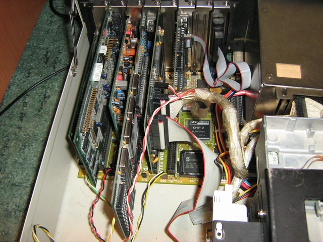 (640x480, 310Kb)