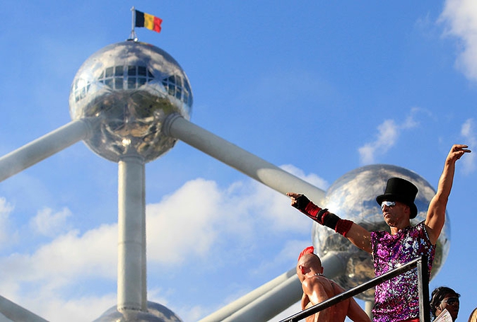 В Брюсселе прошел парад "Dance for Life"