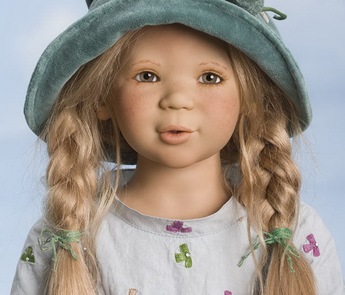 Коллекционные куклы Annette Himstedt/Частичка детства (700x600, 112Kb)