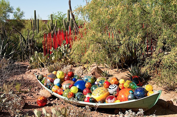 Стеклянные скульптуры Дейла Чихули в пустыне Феникс, Аризона 66010