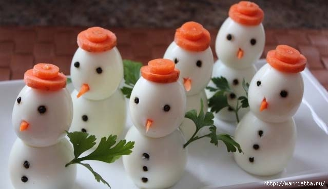 Снеговик из яиц - праздничная закуска к Новому году (4) (639x369, 88Kb)
