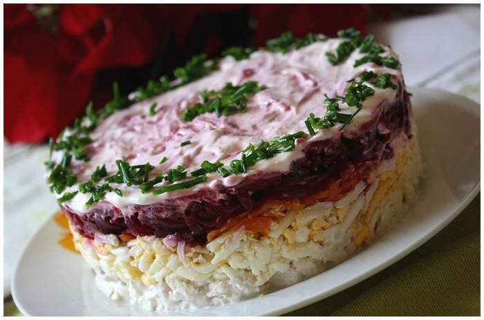 sloenyj-ovoshhnoj-salat-s-govyadinoj 7 фото слоеного салата (700x463, 261Kb)