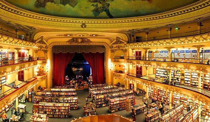 Как выглядит самый красивый книжный магазин