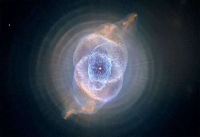 фотографии с телескопа хаббл 18 (700x479, 161Kb)