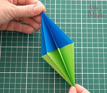 Украшения для елочки в технике оригами (13) (350x305, 98Kb)