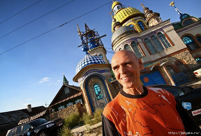 3925073_templeofallreligionskazan6 (700x473, 259Kb)