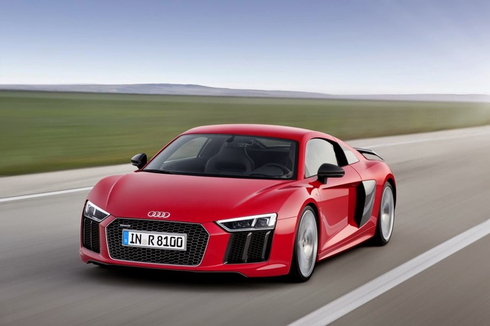 Audi R8 2016 1 (700x465, 67Kb)