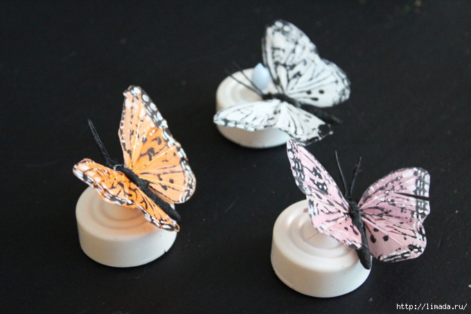 glue-butterflies-onto-tealights-680x453 (680x453, 161Kb)