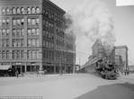  Train in street (700x517, 178Kb)