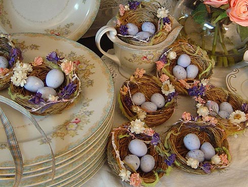 42784856_yayca_v_krasivoy_posude.jpg