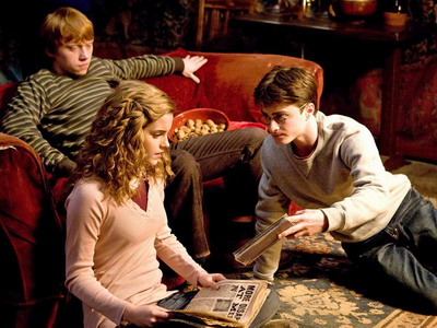 http://img0.liveinternet.ru/images/attach/c/0/46/516/46516812_Harry_Potter_and_the_HalfBlood_Prince.jpg