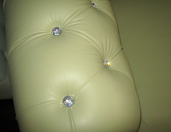 бриллиантовый диван