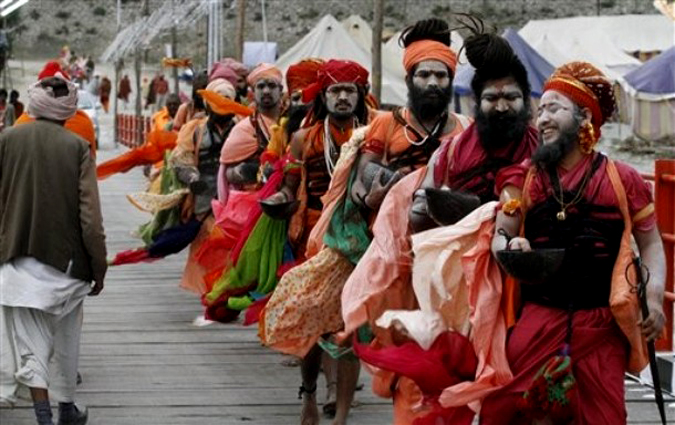 Индусский фестиваль Кумбха Мела (Kumbh Mela), Джайпур, Индия, 9 февраля 2010 года.