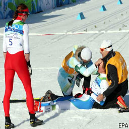 Бронзовая медалистка Олимпиады потеряла сознание после финиша (256x256, 23Kb)
