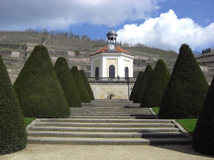 Замок Вакербарт (нем. Schloss Wackerbarth) 47260