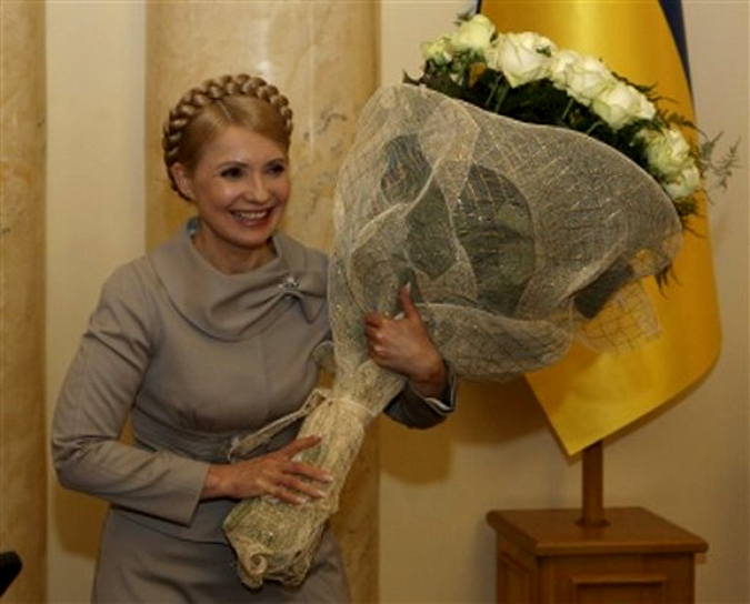 Правительство Юлии Тимошенко отправили в отставку