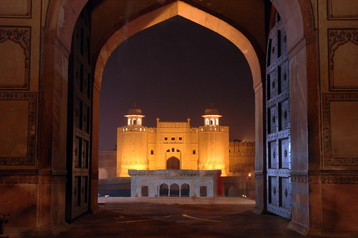 Мечеть Бадшахи (Badshahi Mosque) Лахор, Пакистан 87458