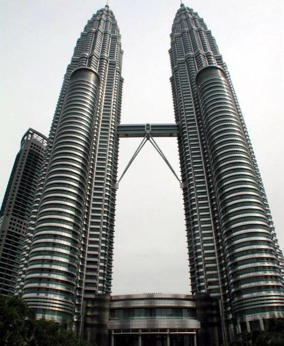petronas_00_0 (574x700, 71 Kb)
