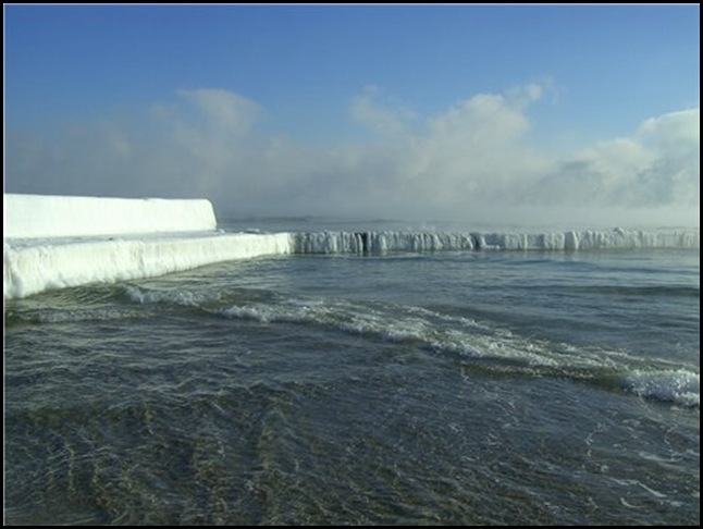 Чёрное море зима 2010