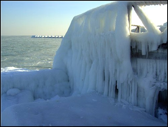 Чёрное море зима 2010