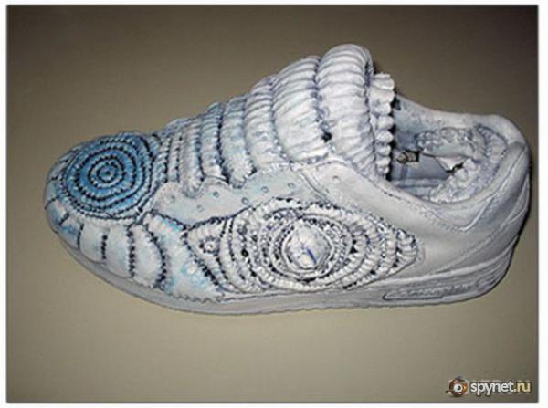 Тюнингуем обувь (9 фото + гифка)