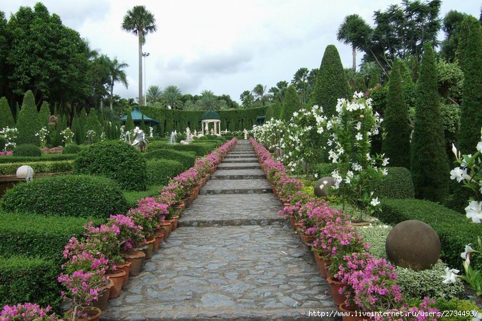 Nong Nooch Tropical Garden. (699x466, 149Kb)