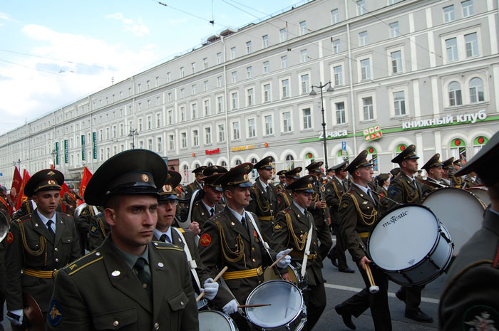 день победы в питере, шествие ветеранов в санкт-петербурге