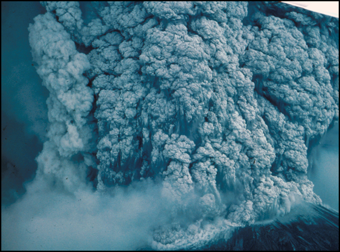 Извержение горы Святой Елены 30 лет назад.