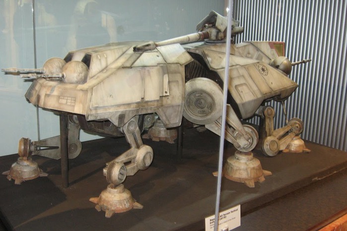 Выставка реквизита Star Wars-Science Museum of Minnesota - Star Wars Where Science Meets Imagination 33272