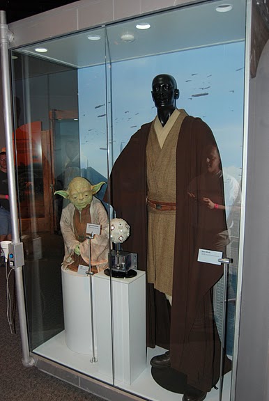 Выставка реквизита Star Wars-Science Museum of Minnesota - Star Wars Where Science Meets Imagination 16610