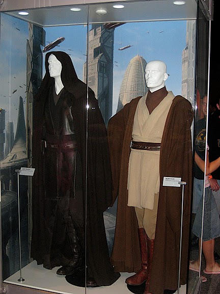 Выставка реквизита Star Wars-Science Museum of Minnesota - Star Wars Where Science Meets Imagination 11528
