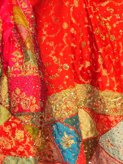 Индийская вышивка Zardozi 