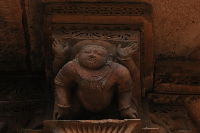 ИНДИЯ: Храмы Кхаджурахо (The Temples of Khajuraho) 66700