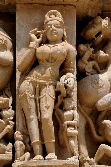 ИНДИЯ: Храмы Кхаджурахо (The Temples of Khajuraho) 21598