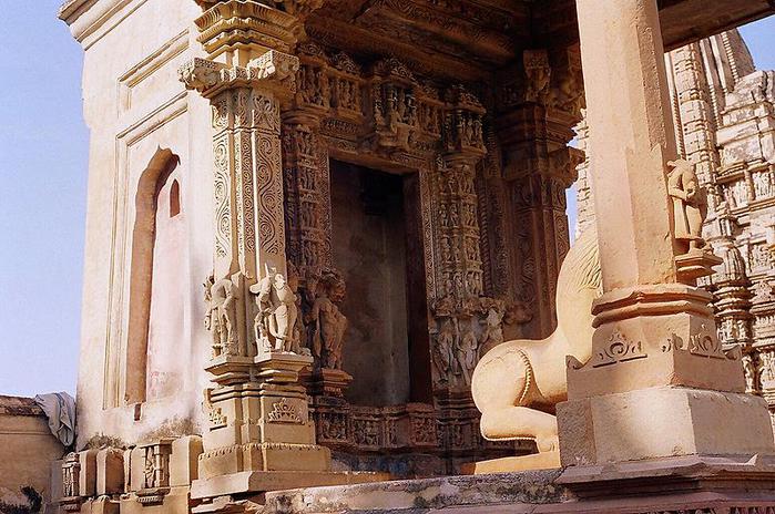 ИНДИЯ: Храмы Кхаджурахо (The Temples of Khajuraho) 15983