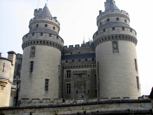 Замок Пьерфон ( фр. Chateau de Pierrefonds ) 17375