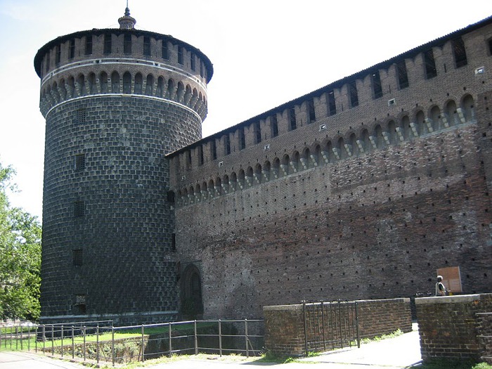 Замок Сфорца (Castello Sforzesco) 60049