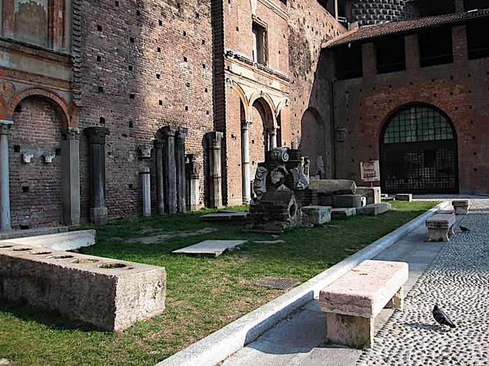 Замок Сфорца (Castello Sforzesco) 66282