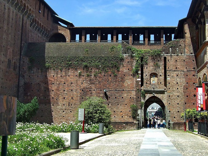 Замок Сфорца (Castello Sforzesco) 27633