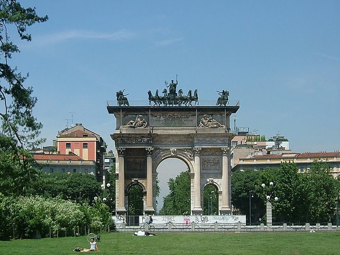 Замок Сфорца (Castello Sforzesco) 40329