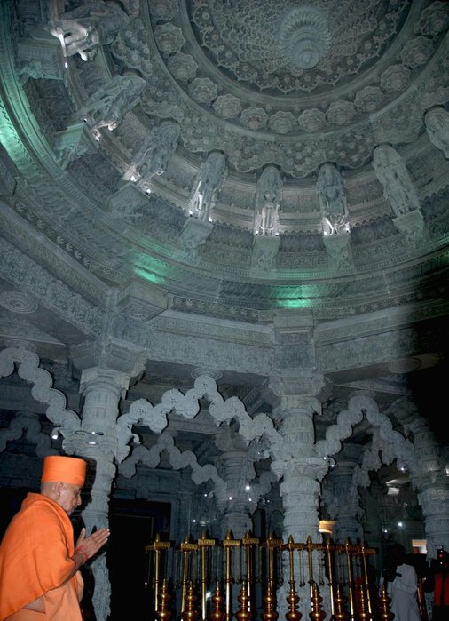 «Шри Сваминараян Мандир» – красивейший индуистский храм в Канаде